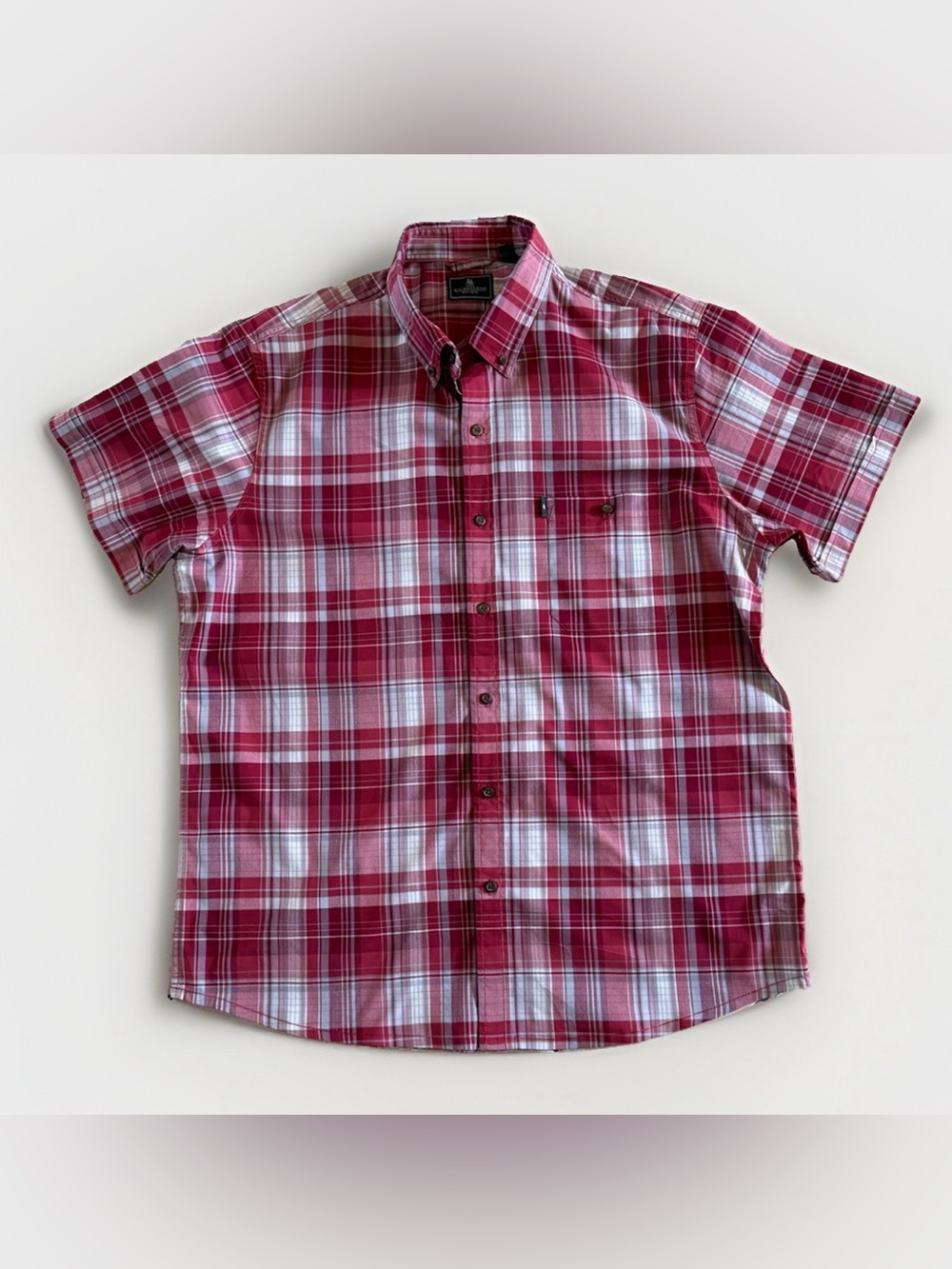 G.H. Bass Men’s XL Red Plaid Short-Sleeve Button-Up Shirt